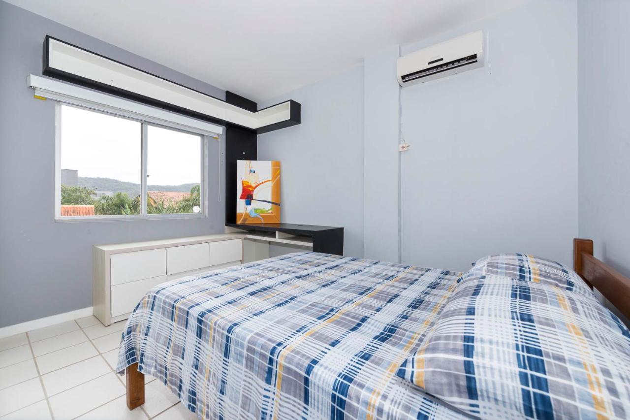 בומבינאס Apartamento Com Vista Mar A 30 Metros Da Praia מראה חיצוני תמונה