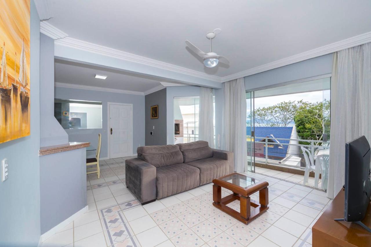 בומבינאס Apartamento Com Vista Mar A 30 Metros Da Praia מראה חיצוני תמונה